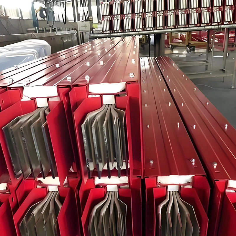 ¿Cómo puede el electroducto cerrado mejorar la eficiencia y la seguridad de la distribución de energía?