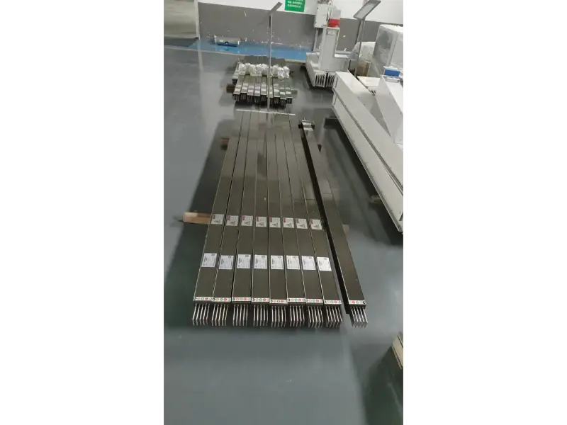 La fábrica de sistemas de canalización busbar de China lanza productos de protección IP68 para una distribución de energía confiable en entornos extremos